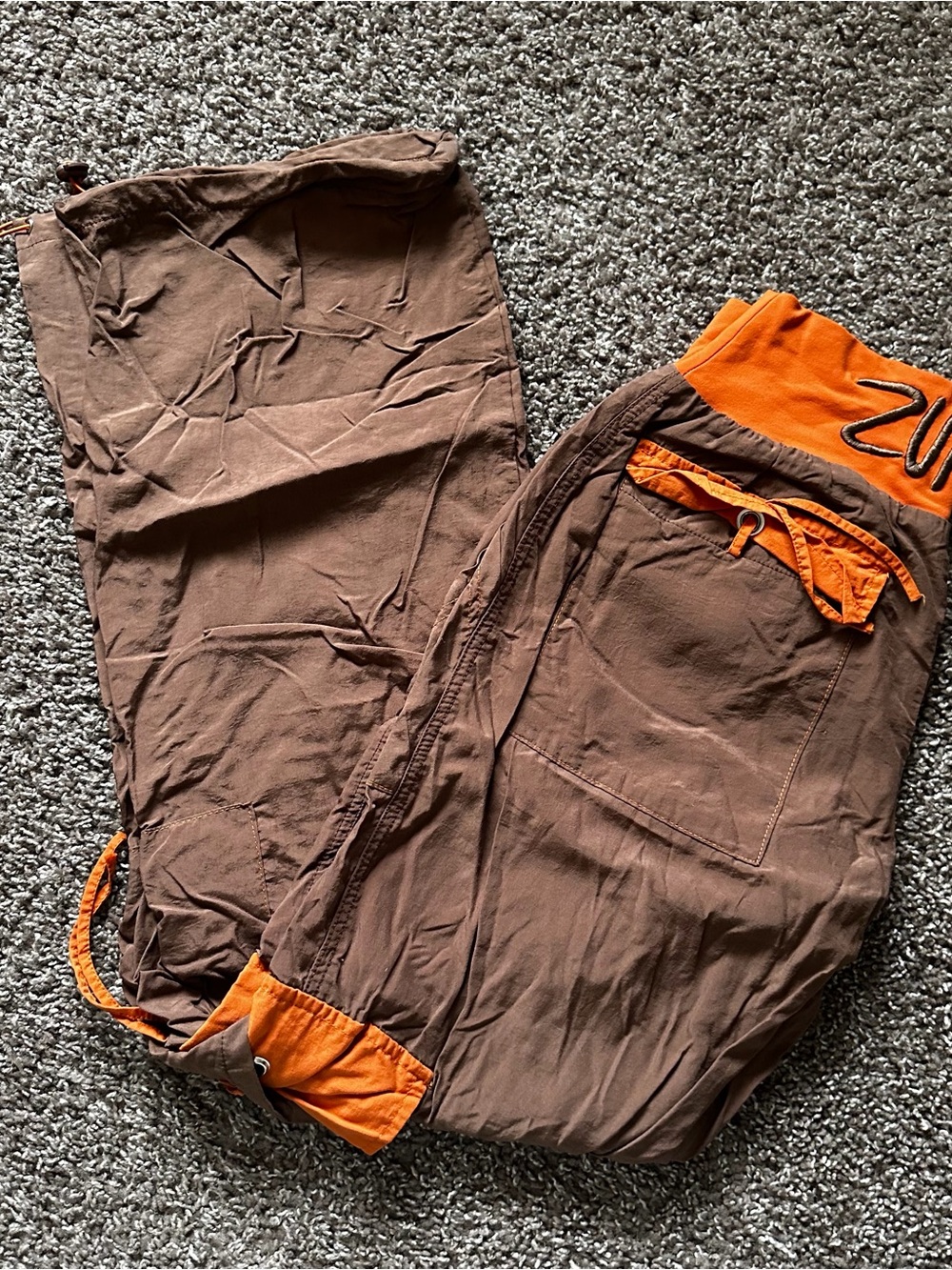 Zumba Fitness Samba Cargo Pants Brown Orange M - Picture 5 of 6